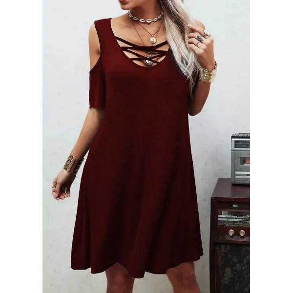 Dekolteli Bağcık Detay Viskon Kumaş Elbise