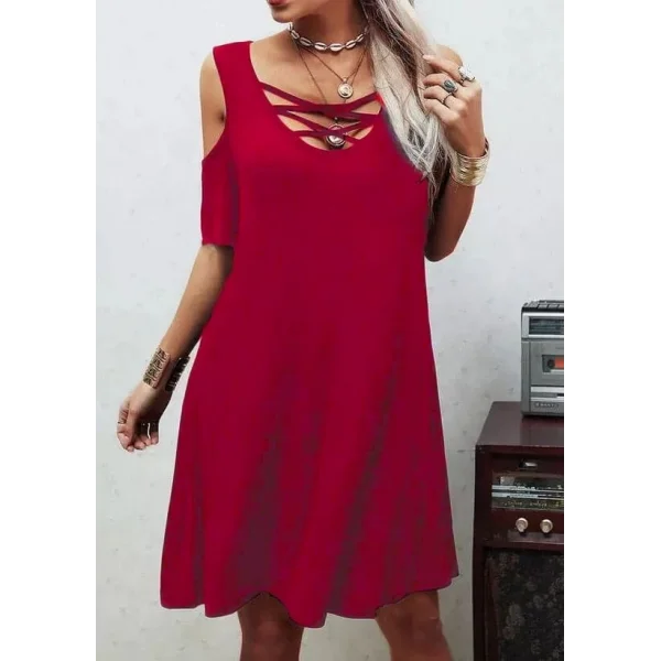 Dekolteli Bağcık Detay Viskon Kumaş Elbise