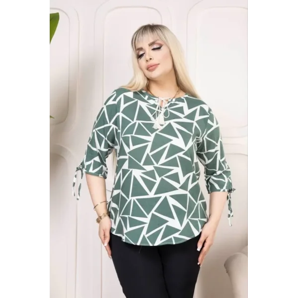 Desenli Püsküllü Viskon Bluz Bebe Yaka Kısa Kollu Big Size Rahat Kesim - Desenli