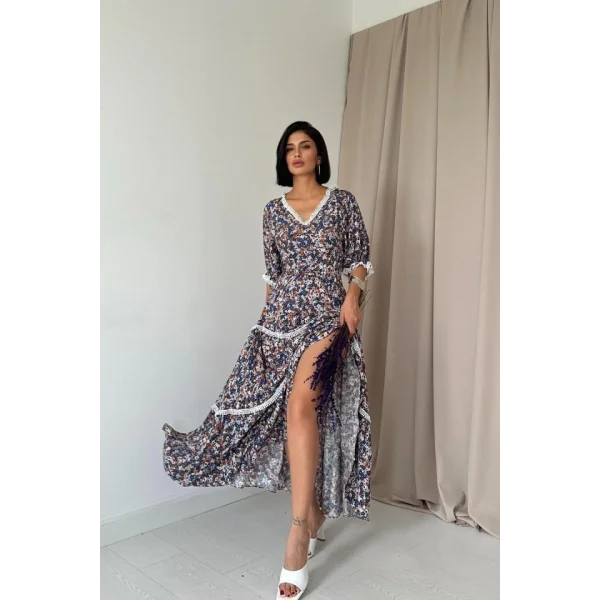 Desenli Sırtı Dekolteli Brode Elbise