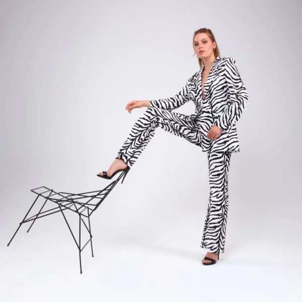 Di̇ji̇tal Baski Zebra Desenli̇ Ceket