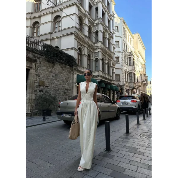 Dik Yuvarlak Yaka Önden Fermuarlı Sifir Kol Beli Oturtmalı Kolsuz Cepli Çan Etekli Uzun Elbise - Beyaz