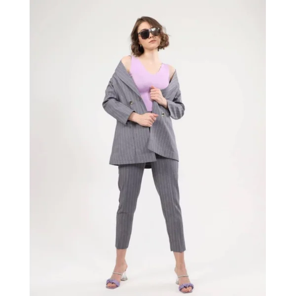 Dört Düğme Çi̇zgi̇li̇ Ceket