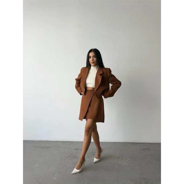 DÜĞE DETAYI ETEK  CROP CEKET TAKI  Kahverengi