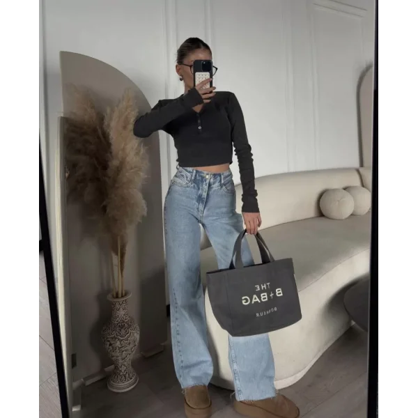 Düğme Detaylı Yıkamalı Crop