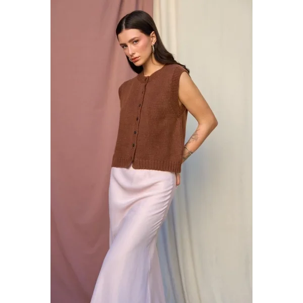 Düz Düğmeli Yelek  Süt Kahve