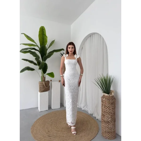 Egra Fiyonk Detaylı Elbise