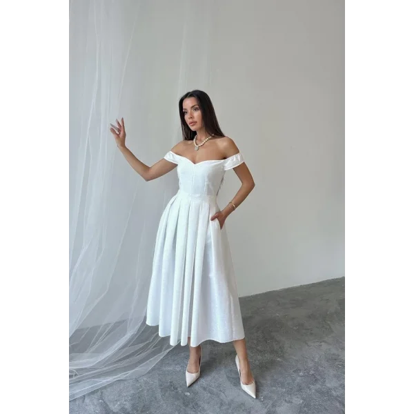 Ekru Jakarlı Elbise