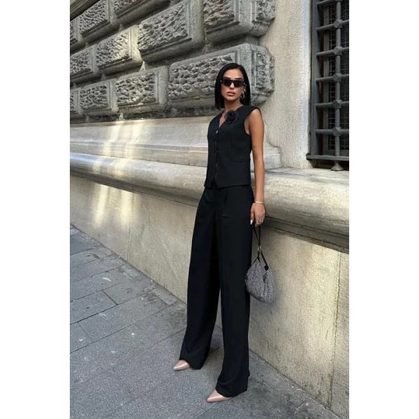 Elayne Akseuarlı Detay Yelek Takım 9900