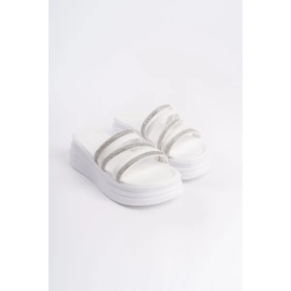 ELISE Düz Topuklu Şeritli Taşlı Kalın ve Ortopedik Taban Kadın Terlik  CBT - Beyaz