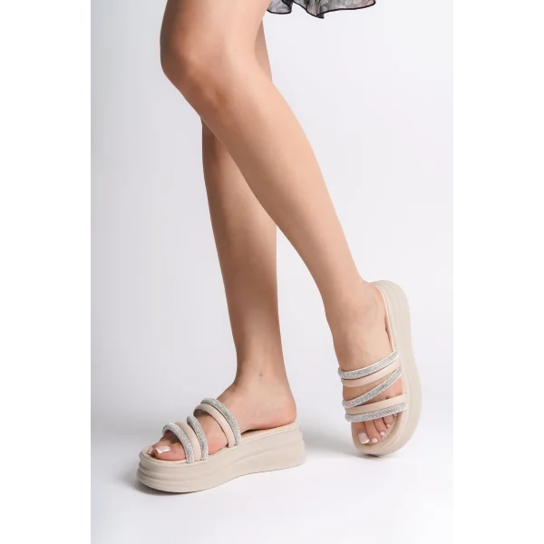 ELISE Düz Topuklu Şeritli Taşlı Kalın ve Ortopedik Taban Kadın Terlik  CKT - Krem