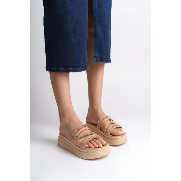 ELISE Düz Topuklu Şeritli Taşlı Kalın ve Ortopedik Taban Kadın Terlik  CTT - Ten