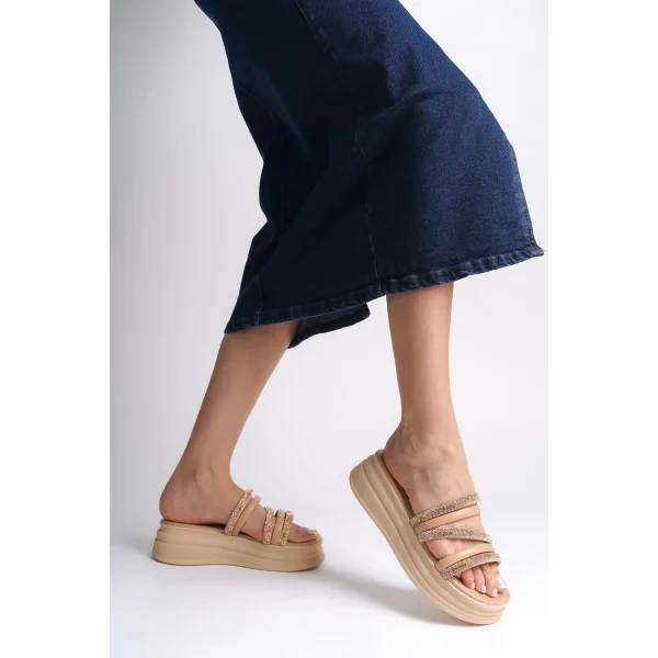 ELISE Düz Topuklu Şeritli Taşlı Kalın ve Ortopedik Taban Kadın Terlik  CTT - Ten