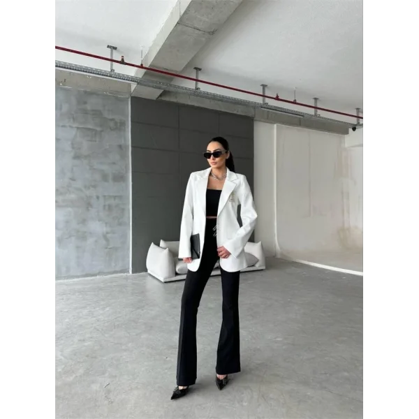 ELLO ETİKETLİ ÇENGELLİ İĞNE DETAYLI CEKET - Beyaz