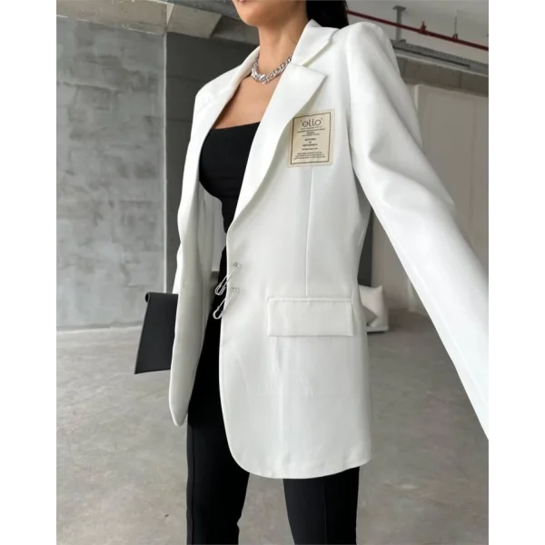 ELLO ETİKETLİ ÇENGELLİ İĞNE DETAYLI CEKET - Beyaz