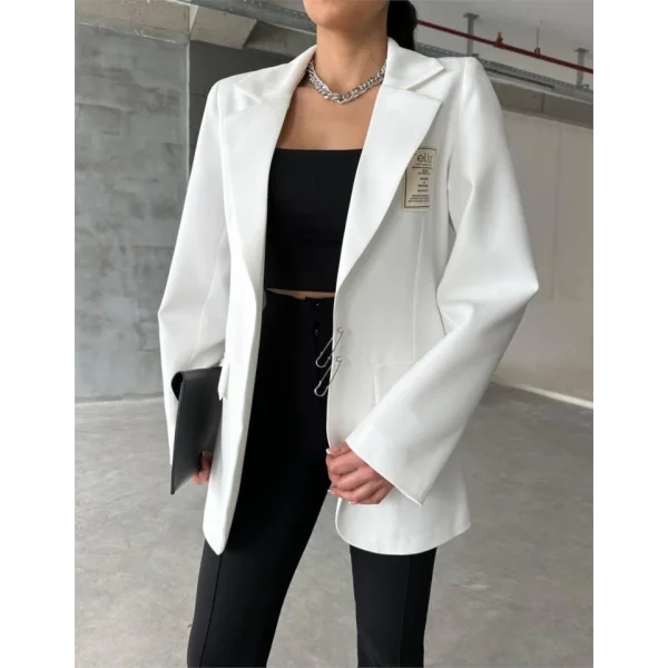 ELLO ETİKETLİ ÇENGELLİ İĞNE DETAYLI CEKET - Beyaz