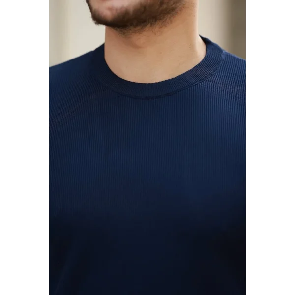 Erkek Bisiklet Yaka Jakarlı Kısa Kollu Tshirt