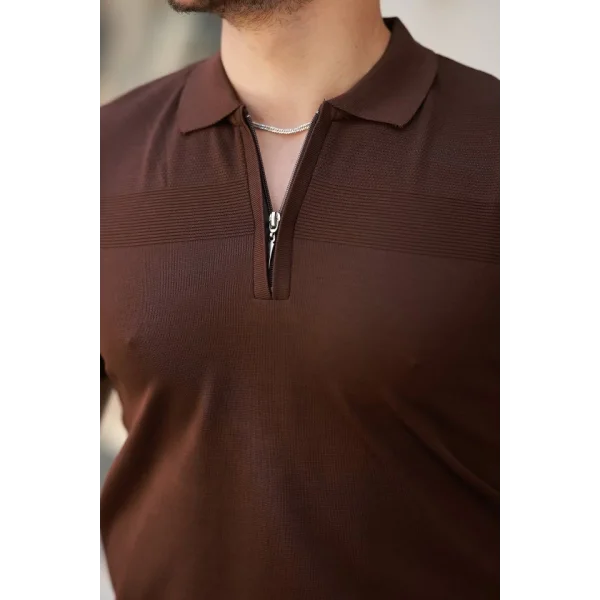 Erkek Göğüs Pirinç Desenli Fermuar Yakalı Kısa Kollu Tişört