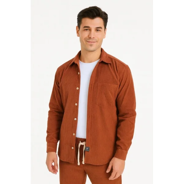 Erkek Kadife Oversize Takım – Gömlek Ve Pantolon İkili Set Füme Corduroy Şıklığı, Rahat Ve Zarif Duruş Yumuşak Dokulu Kadife Kumaş, Düğmeli Gömlek Üst Ve Lastikli Pantolon Alt Parça Ile Gün Boyu Konfor- Kiremit