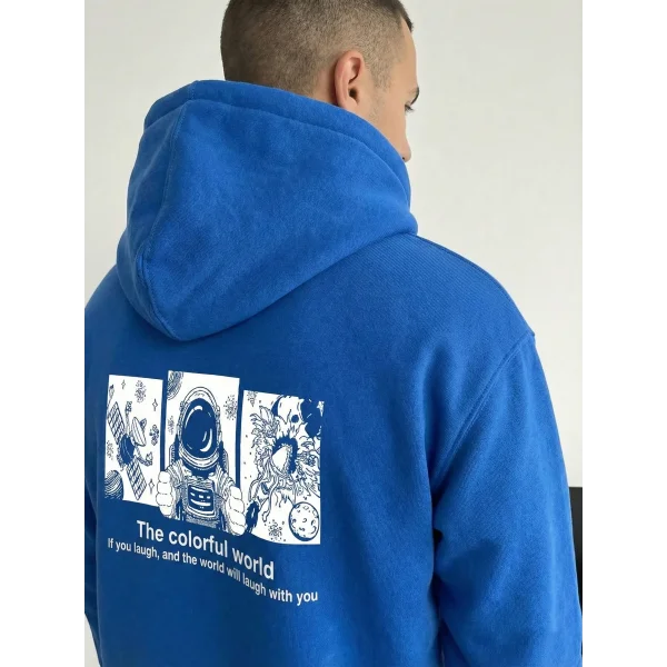 Erkek Kapüşonlu Oversize Hoodie – Üç İplik Pamuklu, Astronot Temalı Renkli Dünya Baskılı, Kanguru Cepli Premium Sweatshirt - Saks Mavi