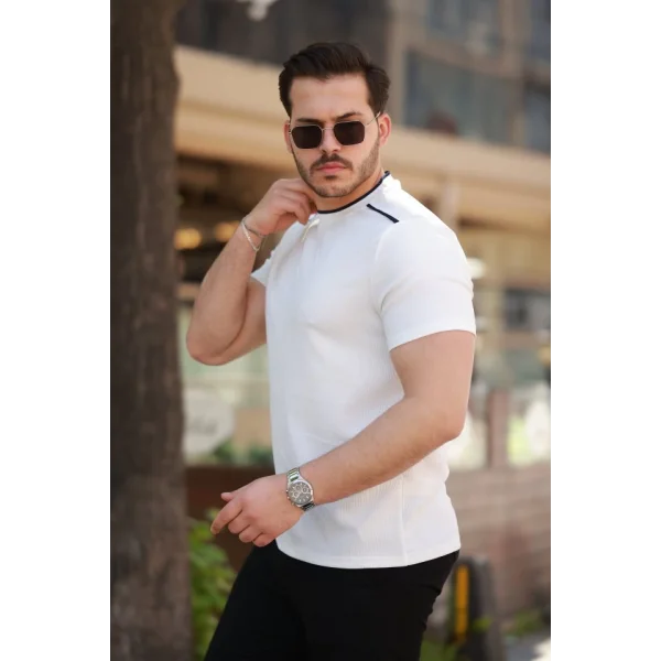 Erkek Omuzlar çizgi Detaylı Kısa Kollu T-shirt