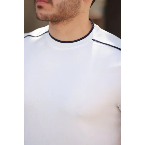 Erkek Omuzlar çizgi Detaylı Kısa Kollu T-shirt