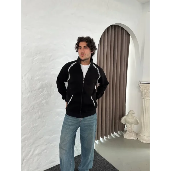 Erkek Oversize Dik Yaka Fermuarlı Sweatshirt - Zincir Nakışli Kanguru Cepli - Siyah