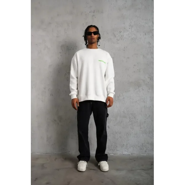 Erkek Oversize Sweatshirt – Beyaz Renk | Ön ve Sırt Baskılı, Üç İplik İçi Pamuklu Kumaş, Rahat Kalıp, Ribanalı Kışlık Sweat | Winagain Polizei Serisi - Beyaz