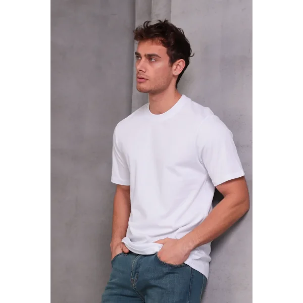 Erkek Relax Fit Bisiklet Yaka %100 Pamuk Rahat Kesim Basic Tişört
