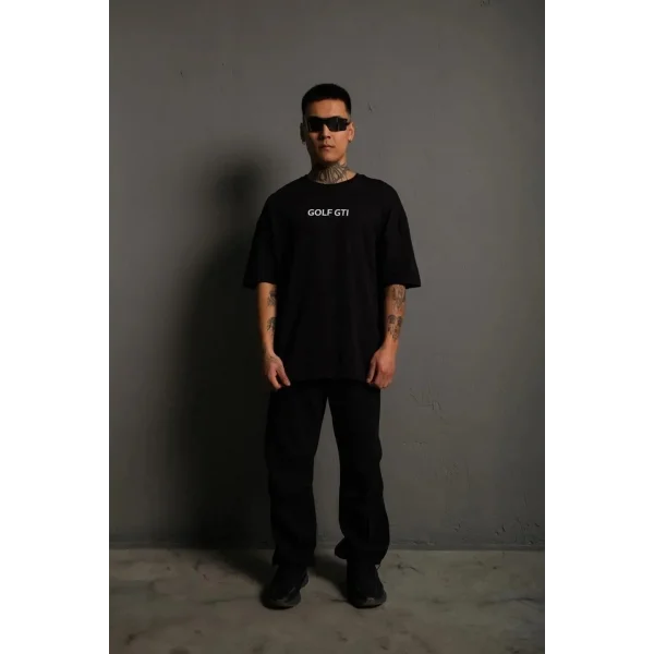 Erkek Oversize Baskılı Tişört – Golf GTI Retro Araba Desenli, Ön & Arka Dijital Baskı, Sokak Modası Stil - Siyah