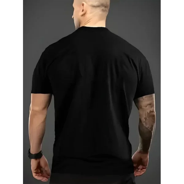 Erkek Vintage Araba Grafik T-Shirt - Ben Yaşlı Değilim Ben Bir Klasiğim Esprili Baskı  Nefes Alabilir Kumaş, Günlük Yaz ve Yıl Boyu Giyim için Oversize Kısa Kollu Tişört - Siyah