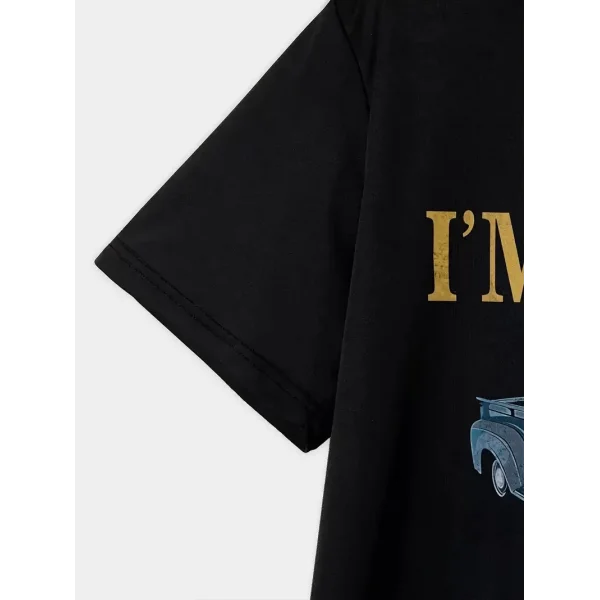 Erkek Vintage Araba Grafik T-Shirt - Ben Yaşlı Değilim Ben Bir Klasiğim Esprili Baskı  Nefes Alabilir Kumaş, Günlük Yaz ve Yıl Boyu Giyim için Oversize Kısa Kollu Tişört - Siyah