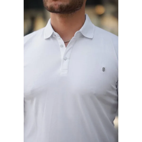 Erkek Yakalı Arma Detaylı Kısa Kollu Tişört