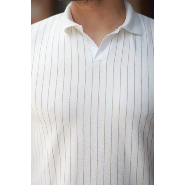 Erkek Yakalı çizgi Desenli Kısa Kollu Tişört