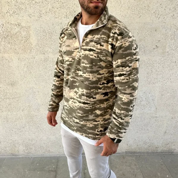 Erkek Yarım Fermuarlı Desenli Polar Sweat – Haki Kamuflaj Yakalı, Uzun Kollu, Oversize Rahat Kalıp - Haki