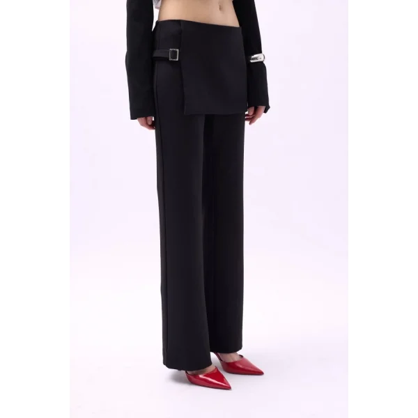 Etek Detaylı Kemerli  Pantolon