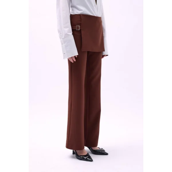 Etek Detaylı Kemerli  Pantolon