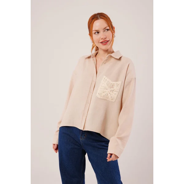 Etnik Cep Detaylı Bej Gömlek