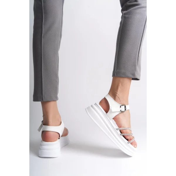 EVA Kalın Tokalı Taşlı Şeritli Ortopedik Taban Kadın Sandalet  CBT - Beyaz