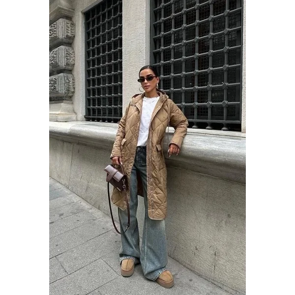 Fermuar Ve Kapşonlu Uzun Kapitone Mont 7062