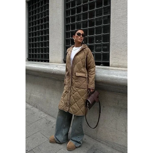 Fermuar Ve Kapşonlu Uzun Kapitone Mont 7062