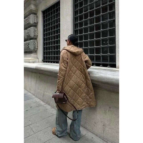 Fermuar Ve Kapşonlu Uzun Kapitone Mont 7062