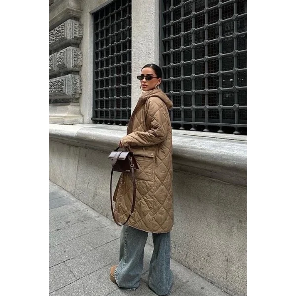 Fermuar Ve Kapşonlu Uzun Kapitone Mont 7062