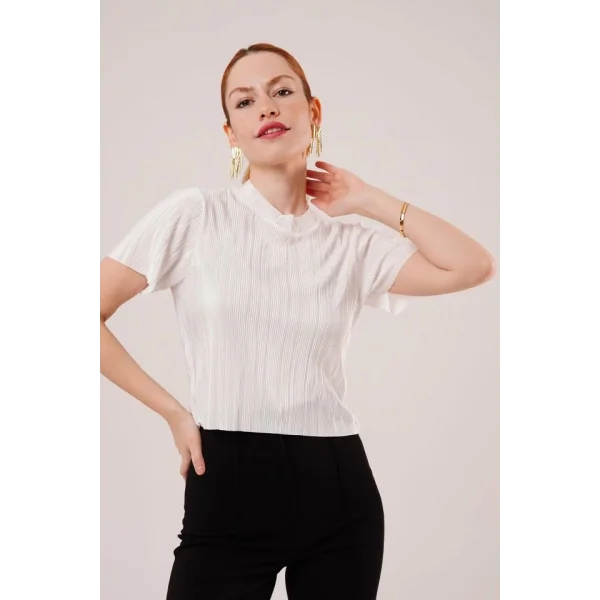 Fitilli Kısa Kollu Parlak Beyaz Bluz
