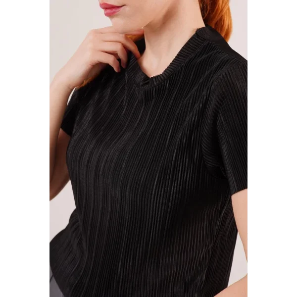 Fitilli Kısa Kollu Parlak iyah Bluz