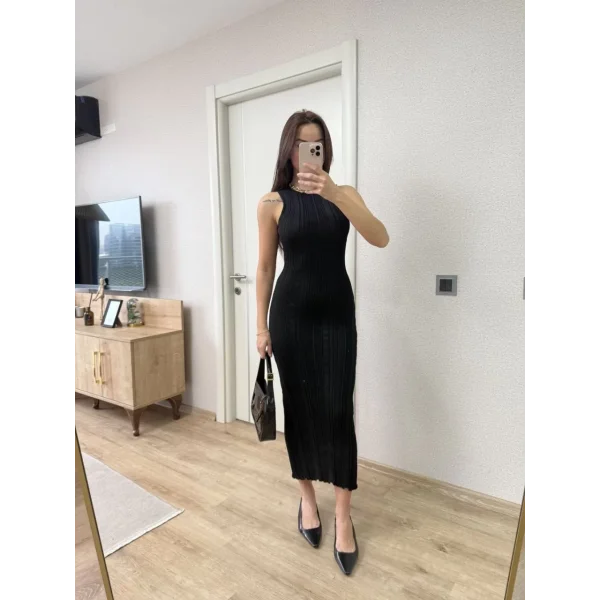 Fitilli Triko Elbise Kolsuz Sırtı Kapalı Maxi Uzun Boy - Siyah