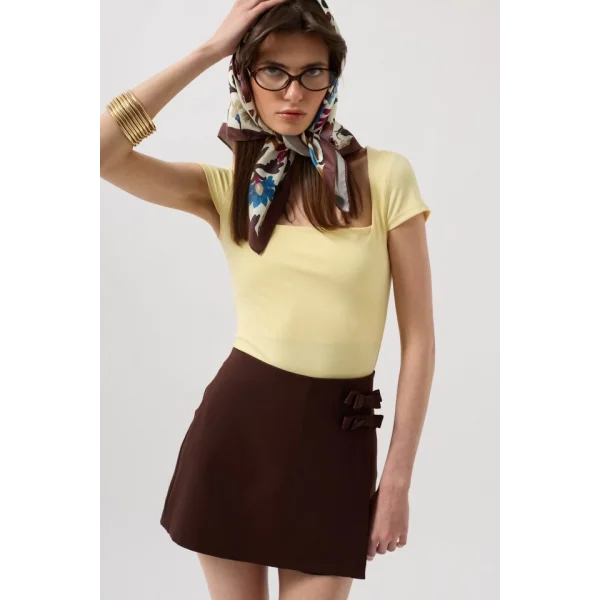 Fiyonk Detay Mini Etek