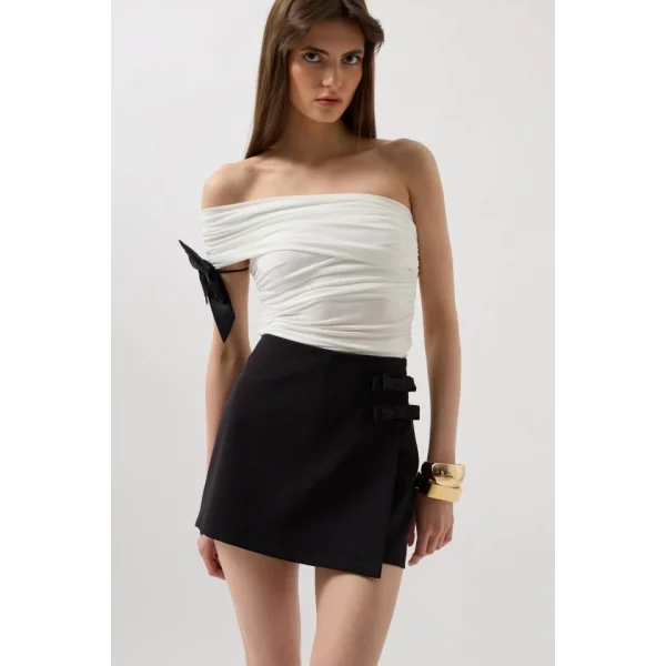Fiyonk Detay Mini Etek