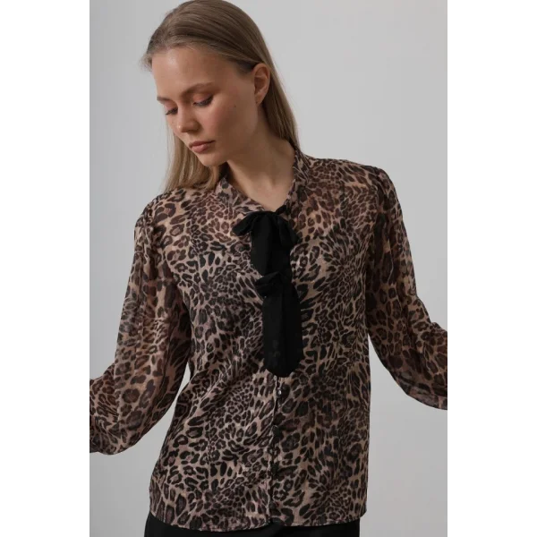 Fiyonk Detaylı Leopar Bluz - Leopar