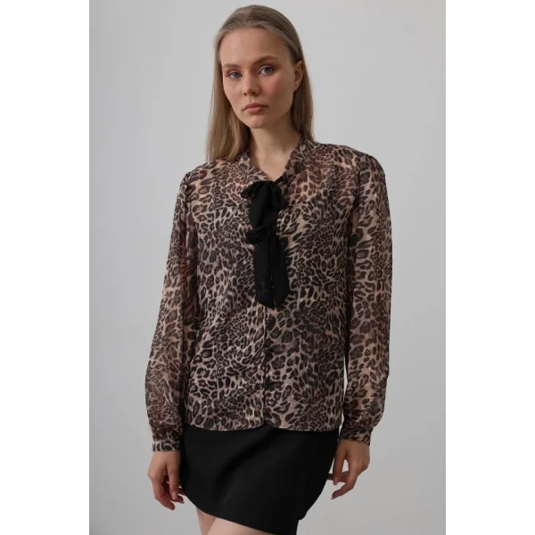 Fiyonk Detaylı Leopar Bluz - Leopar